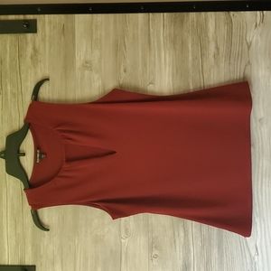 Express deep keyhole top